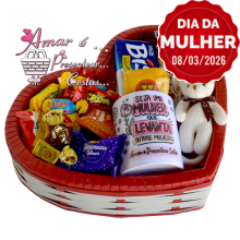 Cesta Coração Chocolates Dia da Mulher 