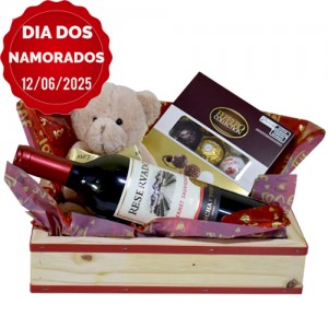 Kit Ursinho Romântico C/ Vinho Importado e Ferrero Collection