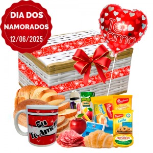 Baú Café da Manhã Especial Namorados C/ Balão Metalizado