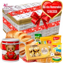 Baú Café da Manhã Especial Love C/ Ferrero 8 Unidades Baú Café da Manhã Especial Love C/ Ferrero 8 Unidades