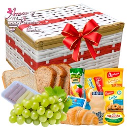 Baú Especial C/ Pães e Uva Baú Especial C/ Pães e Uva